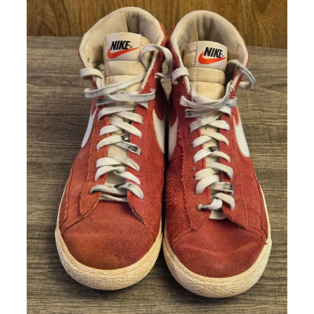 Nike Blazer‎ Mid '77 Shoes Youth Size 6.5Y Womens 8 Red